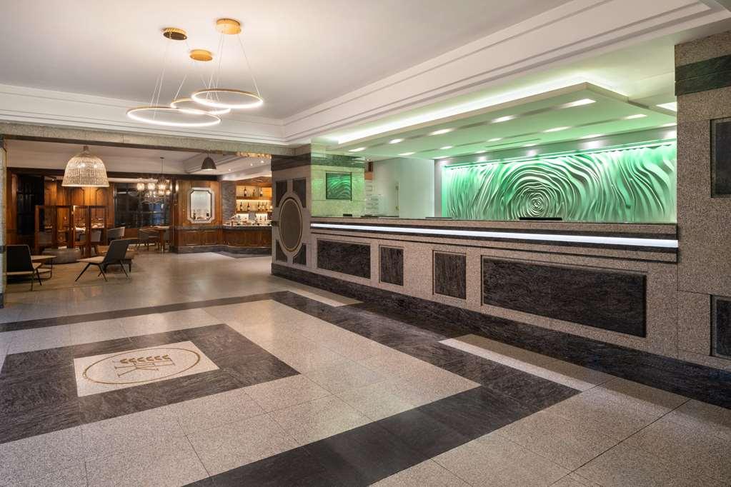 Wyndham Garden Santiago Hotel Dalaman gambar